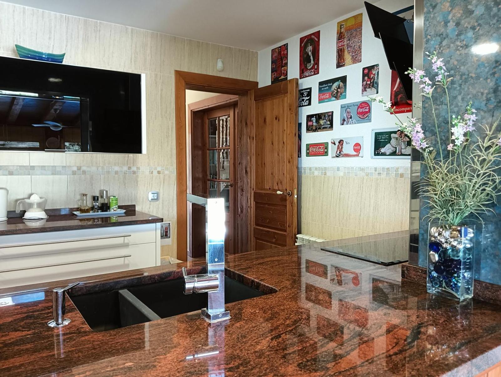 Villa Du Lac Speciale Pour Famille Avec Enfant Riudecanyes Bagian luar foto